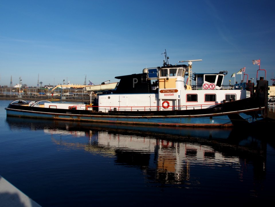 Vitalite ENI 02325411 Port of Amsterdam pic1