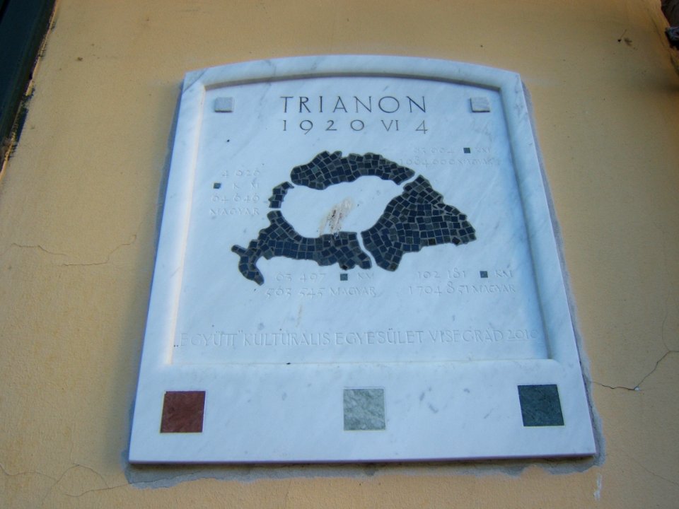 Visegrád, Trianon-emléktábla
