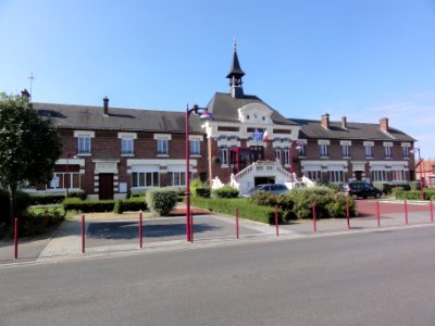 Viry-Noureuil (Aisne) mairie-école