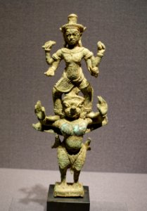 Vishnu and Garuda, Cambodia, Angkor period, 1100s-1200s AD, bronze - Tokyo National Museum - Tokyo, Japan - DSC08798