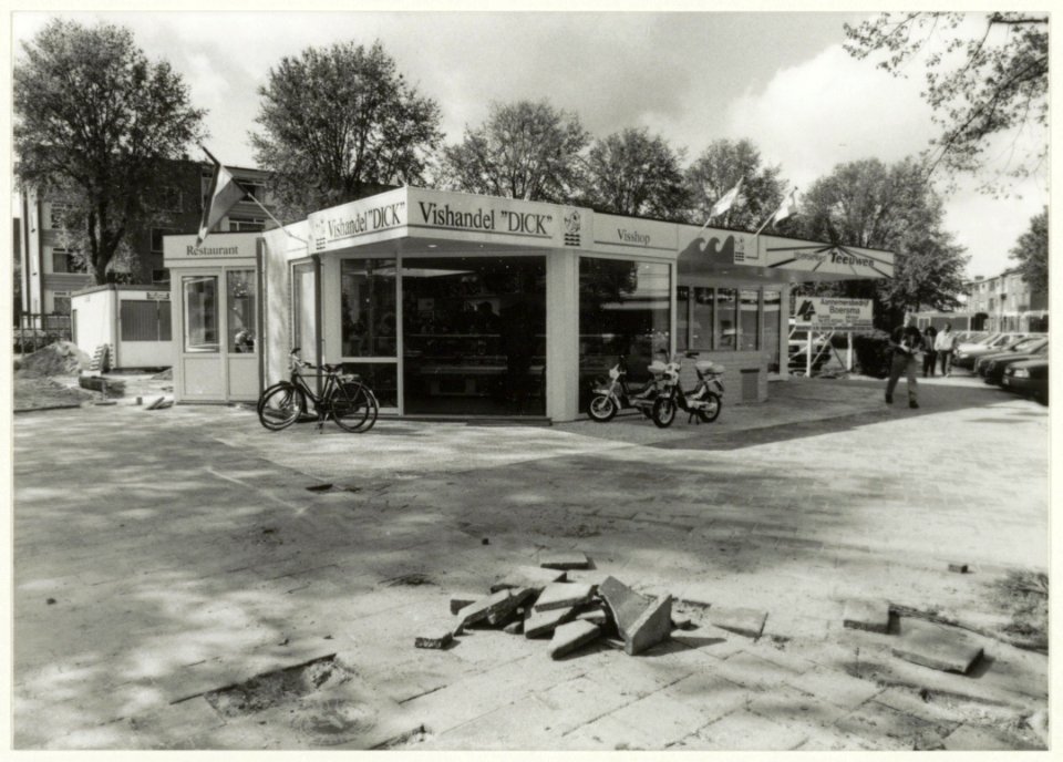 Vishandel Dick, Marsmanplein 50. NL-HlmNHA 54032029