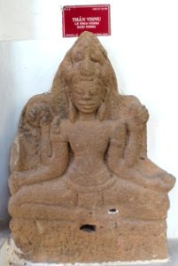 Vishnu, Phong Le, 7th-8th century, Quang Nam - Museum of Cham Sculpture - Danang, Vietnam - DSC01576