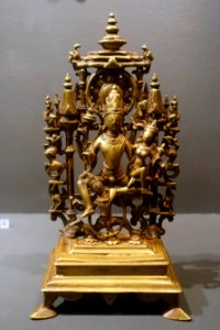 Vishnu and Laksmi, India, Kulu-tal, Himachal Pradesh, 12th century AD, yellow metal - Linden-Museum - Stuttgart, Germany - DSC03828