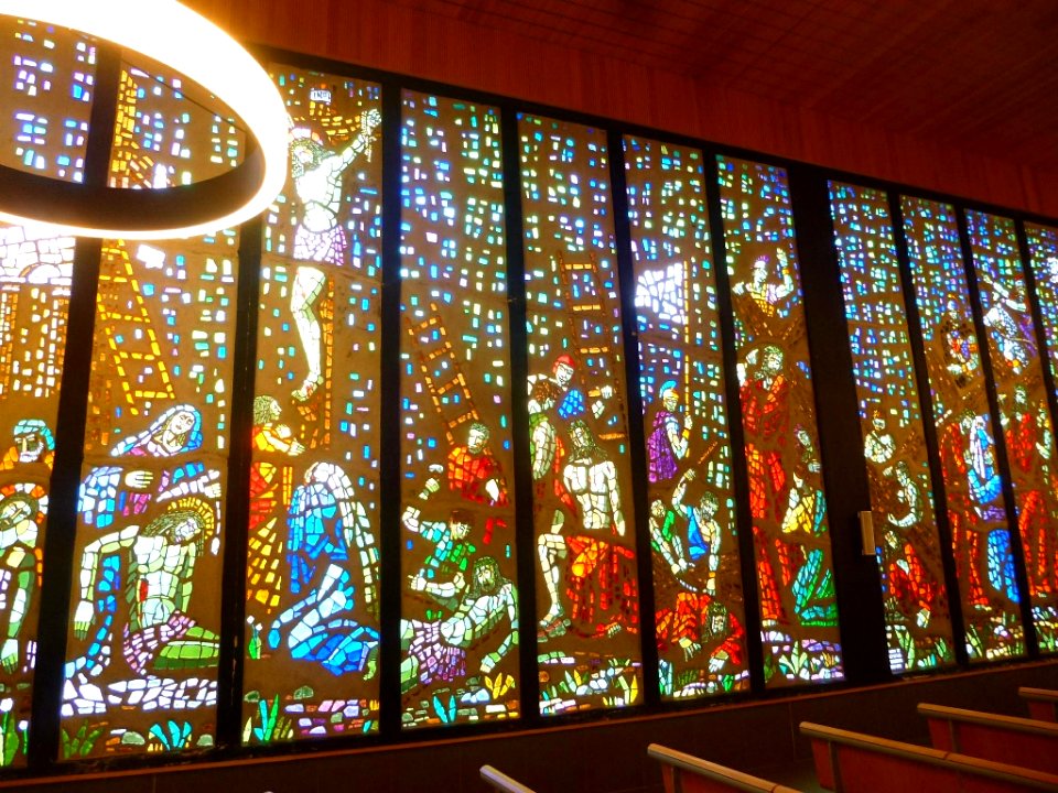 Vitoria - barrio de Zabalgana, Iglesia de Santa Clara, interior 2