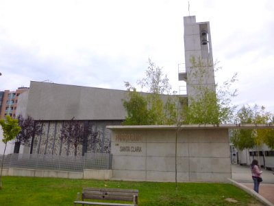 Vitoria - barrio de Zabalgana, Iglesia de Santa Clara 5