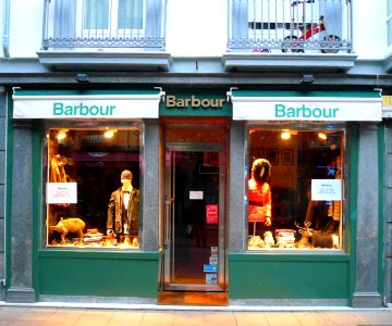 Vitoria - Barbour (Calle Dato) photo