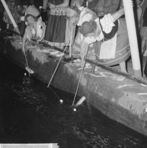 Viswedstrijd in de Brouwersgracht, Bestanddeelnr 914-2928
