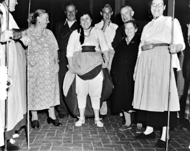 Viswedstrijd voor vrouwen in de Jordaan, Bestanddeelnr 904-7575