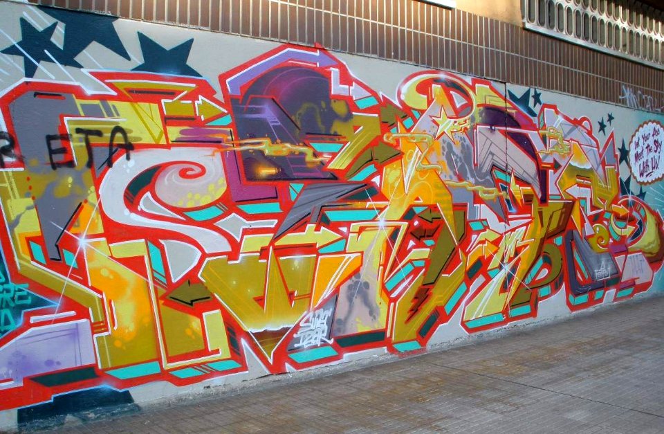 Vitoria - Graffiti & Murals 0417 15