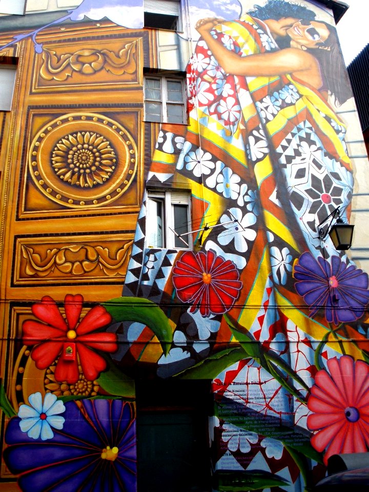Vitoria - Canton de Santa Ana, mural 'Cubiertos de cielo y estrellas' 2