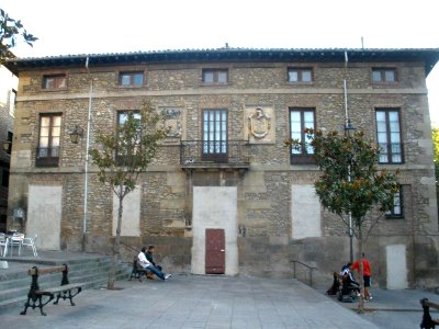 Vitoria - Casa Palacio de los Álava-Velasco, Calle Zapatería 101 (4)