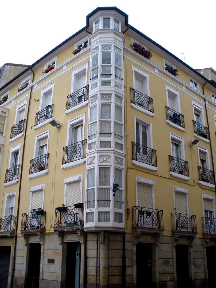 Vitoria - Calle Siervas de Jesus 3