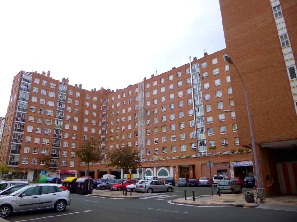 Vitoria - Calle Logroño (barrio de Santiago)