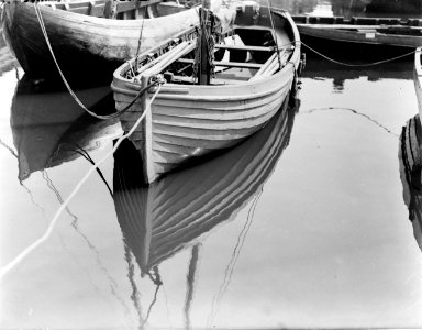 Vissersschuiten in de haven van IJmuiden, Bestanddeelnr 252-0668