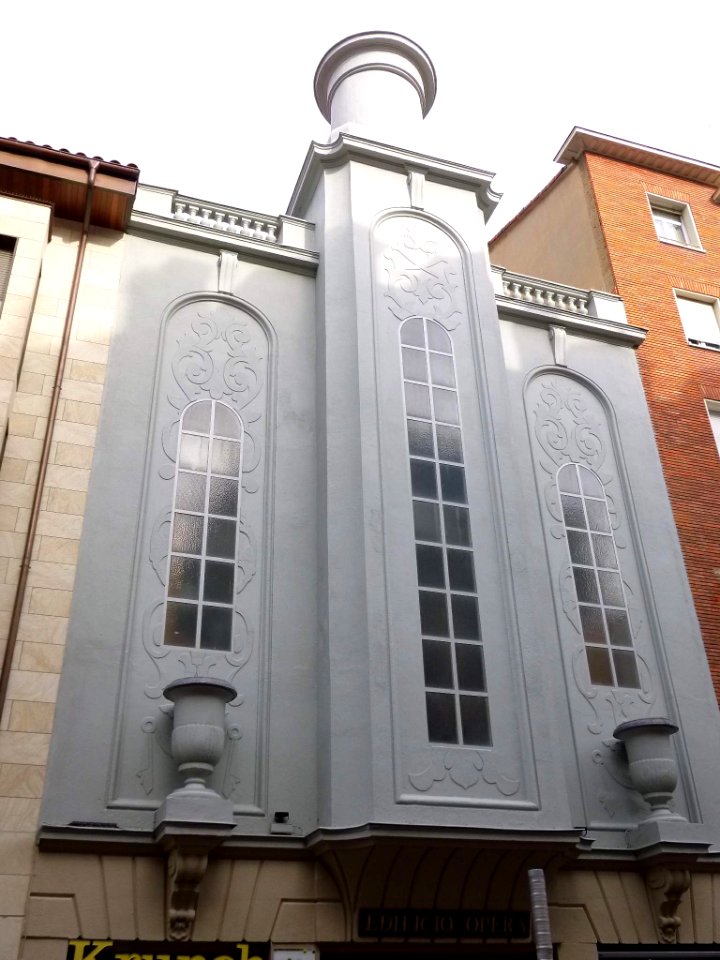 Vitoria - Edificio Ópera (antiguo Cinema Vesa) 5