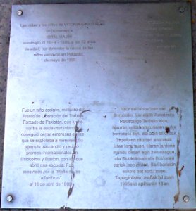 Vitoria - Estatua homenaje a Iqbal Masih (Casto Solano, 1995) 2