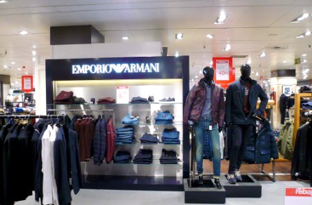 Vitoria - El Corte Inglés, sección Emporio Armani
