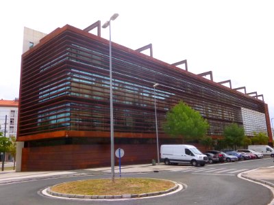Vitoria - Distrito de Lakua, barrio de Lakuabizkarra, sede de la Seguridad Social 3
