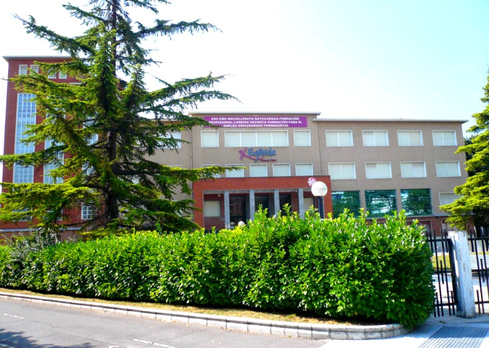 Vitoria - Egibide (instituto de formación profesional) Nieves Cano