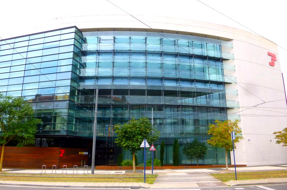 Vitoria - Distrito de Lakua, barrio de Lakuabizkarra, sede de la Seguridad Social 7
