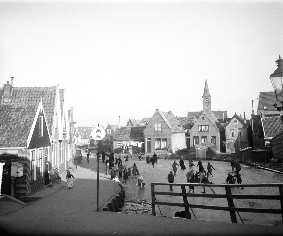 Volendam op de schaats, Bestanddeelnr 903-1612