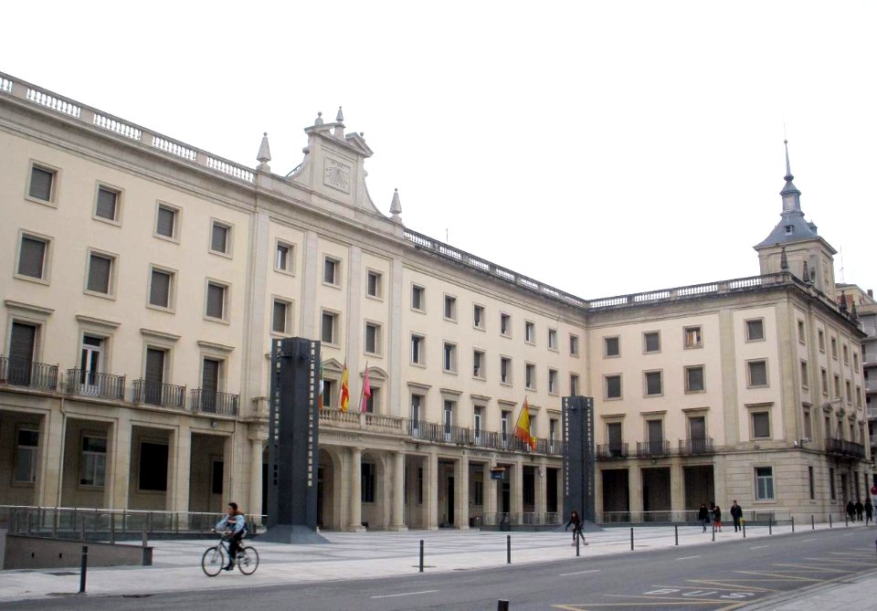 Vitoria - Comisaría Provincial de Policía de Álava 02