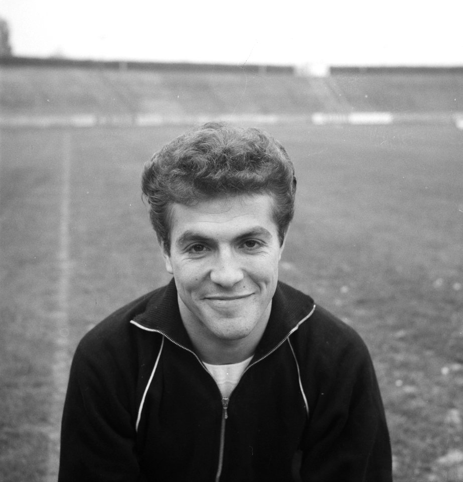 Voetbalkoppen Bennie Muller, Bestanddeelnr 912-3916