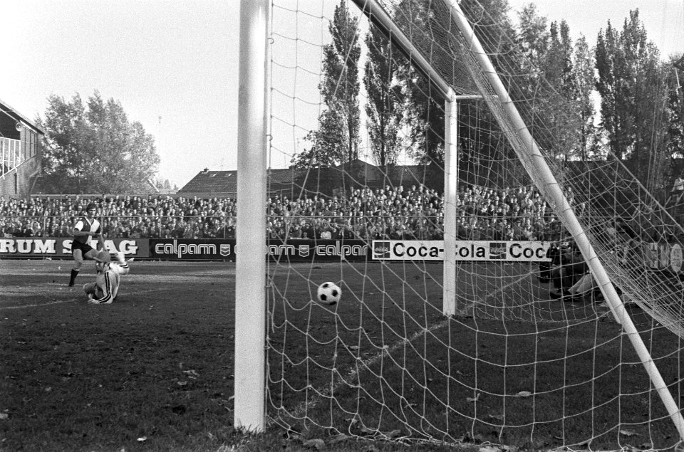 Volendam tegen Feyenoord 0-3, doelpunt van Wery, Bestanddeelnr 925-0731