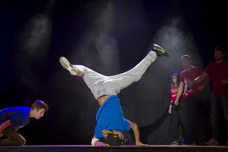 Hiphop dance dance show