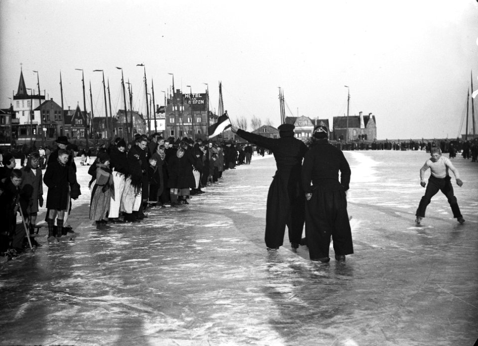 Volendam houdt schaatswedstrijden, Bestanddeelnr 901-9888