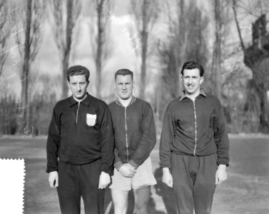 Voetbalkoppen Nederlands elftal (links) Pieter Graafla Plaizier Rensen (rechts), Bestanddeelnr 907-6768