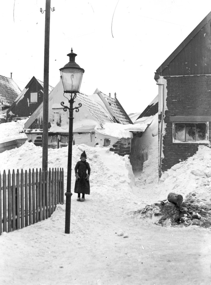 Volendam onder de sneeuw, Bestanddeelnr 902-0379