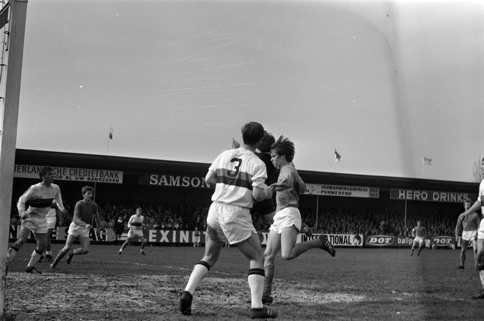 Volendam tegen Excelsior 1-1 spelmoment, Bestanddeelnr 923-4932