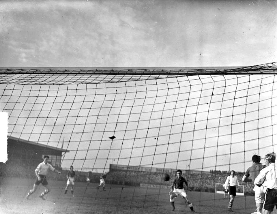 Voetbal Sparta Stadion. Een spelmoment, Bestanddeelnr 903-0949