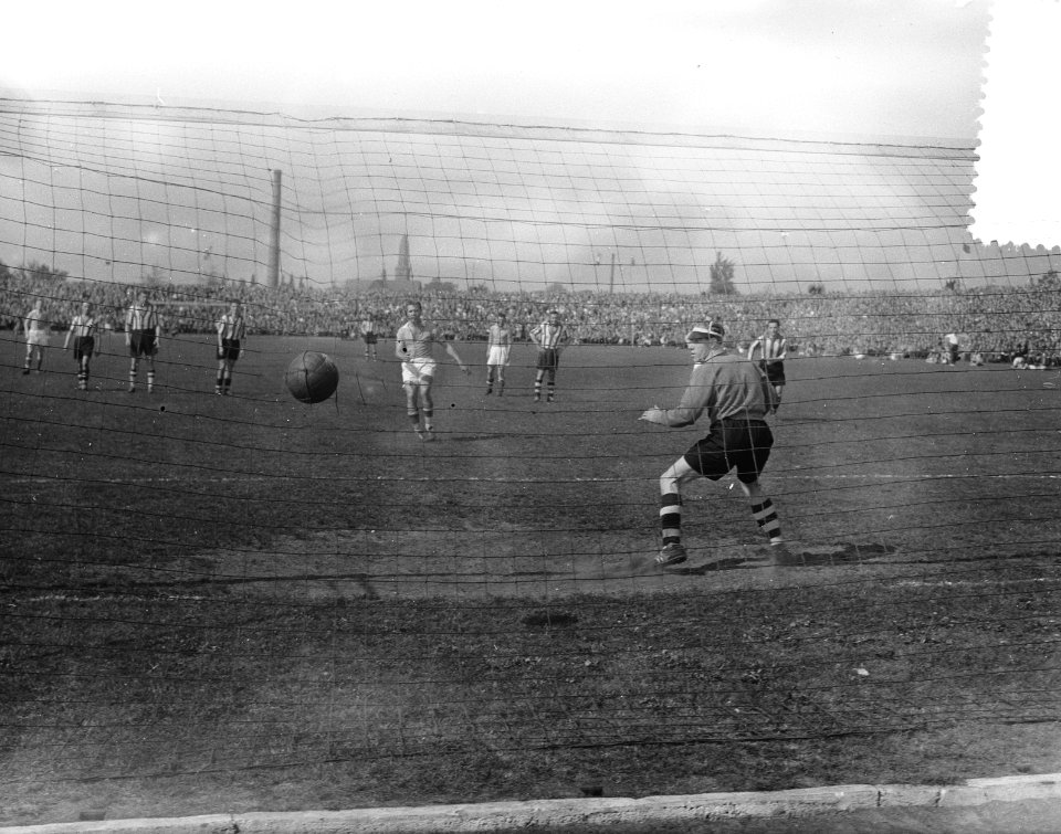 Voetbal Willem II tegen Eindhoven 3-3, Bestanddeelnr 906-4669