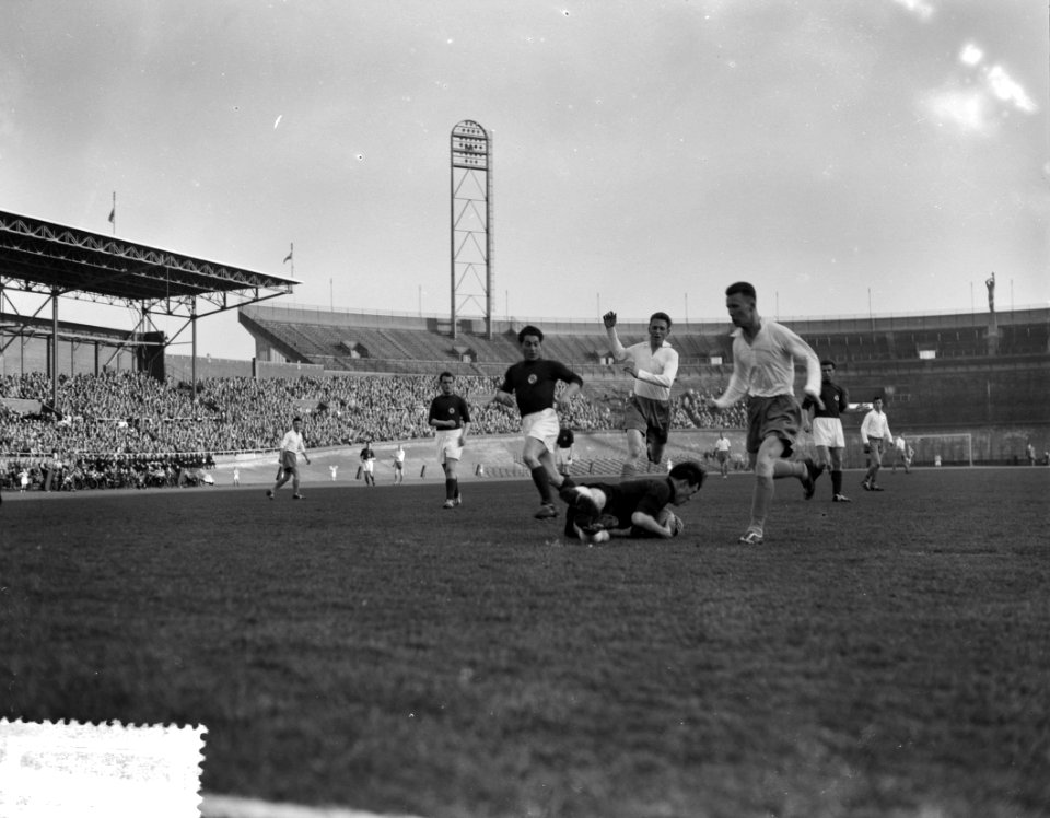 Voetbal Nederlands elftal tegen Duisburg in Amsterdam, Bestanddeelnr 908-3954