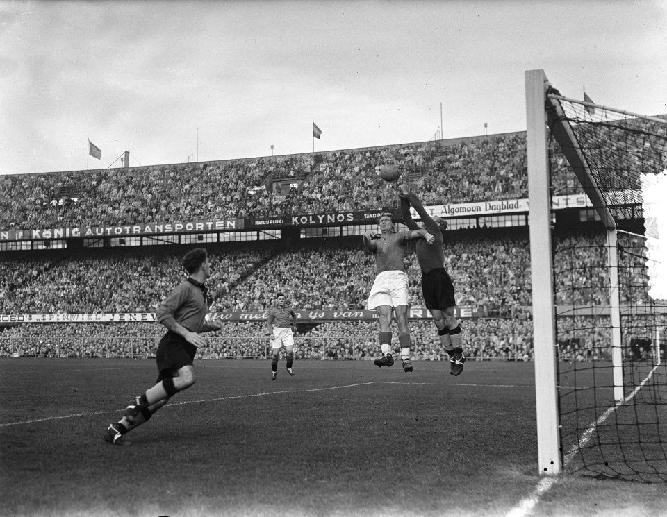 Voetbal Nederlands elftal tegen Wolverhampton Wanderers 2-2. Spelmoment, Bestanddeelnr 905-3520