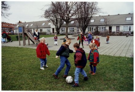 Voetbalveldje. NL-HlmNHA 54035251