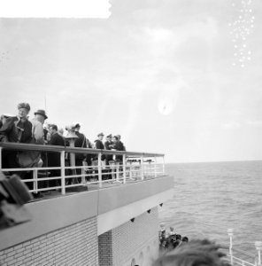 Vlootschouw Scheveningen. Koningin op de pier, Bestanddeelnr 912-7118