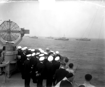 Vlootoefening Factotum. Vlootschouw mijnenvegers voor Scheveningen., Bestanddeelnr 904-6735