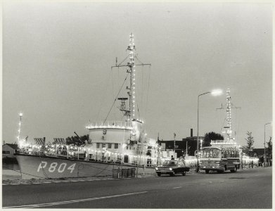 Vlootbezoek van de Kon. Marine aan het Noorder Buiten Spaarne. NL-HlmNHA 54011821