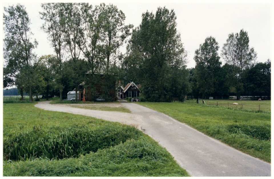 Vogelenzangseweg 164. Boerderij fam. Van der Peet. NL-HlmNHA 54037160