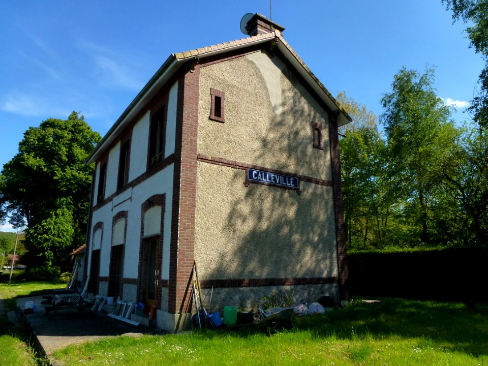 Voie verte Évreux-Vallée du Bec 09, ancienne gare de Calleville