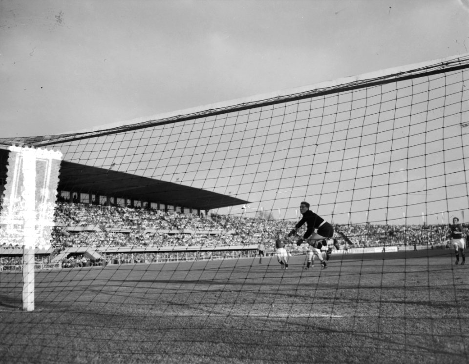 Voetbal Zwitserland tegen Nederland Lausanne 2-3, Bestanddeelnr 908-0026