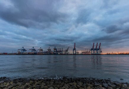 Pier dawn elbe photo