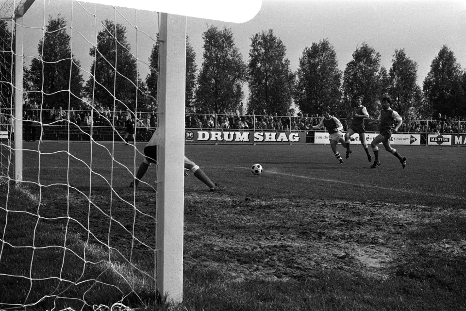 Volewijckers tegen Eindhoven 0-0, Bestanddeelnr 924-9774