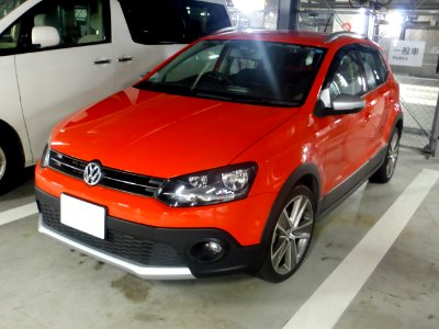 Volkswagen CROSS POLO (6R) front