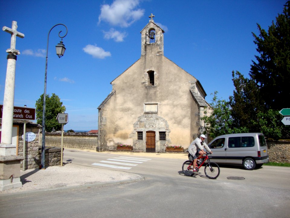 Volnay (Côte-d'Or, Fr) Chapelle et croix