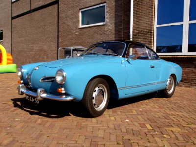 Volkswagen Karmann GHIA 1500 (1968), Dutch licence registration DE-26-36 pic2