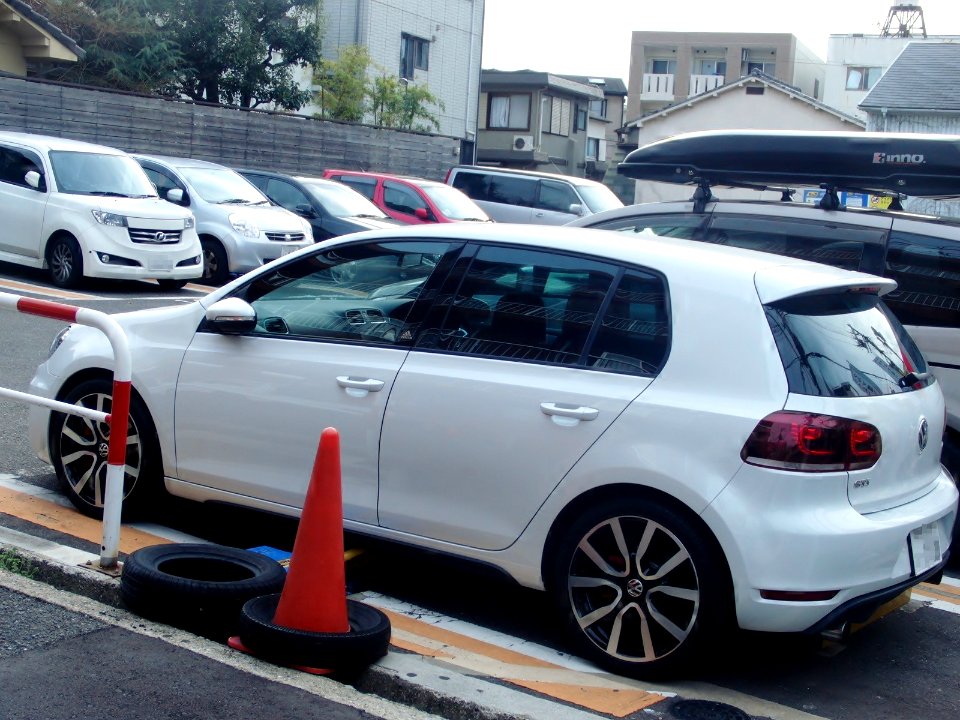 VolksWagen Golf VI GTI 2
